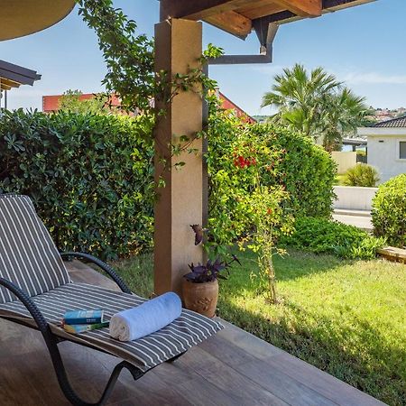 Lovely Istrian Apartment With A Private Swimming Pool And A Charming Garden 班约勒 外观 照片
